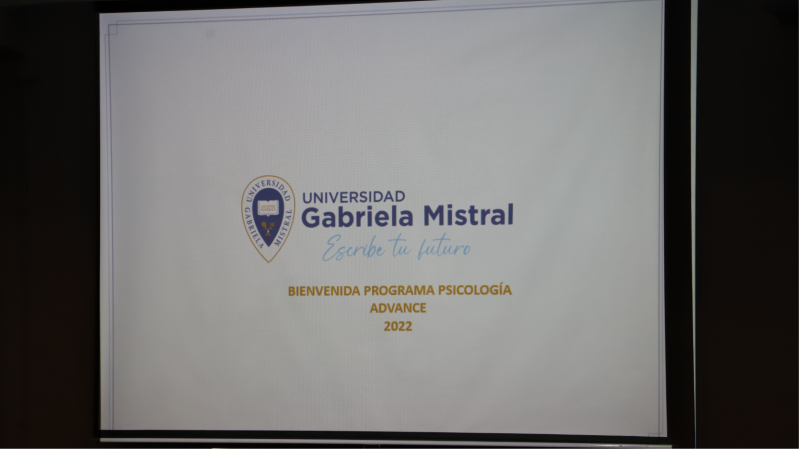 Foto 7 de 14: U. Gabriela Mistral dio bienvenida a sus nuevos estudiantes de Programas Online y de Psicología Advance