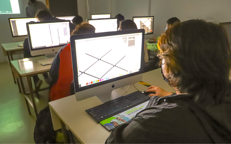 Imagen de la noticia: Carreras de Diseño y Artes Digitales UGM impartieron Taller de Creatividad Digital dirigido a escolares