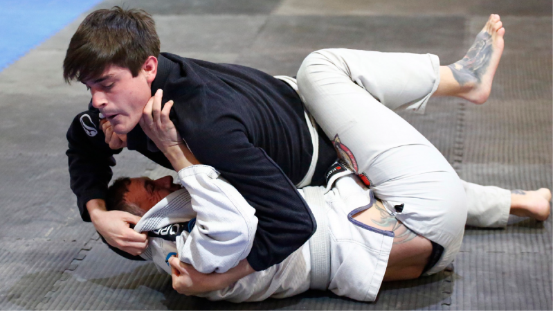 Foto 9 de 16: UGM fue sede del Open Challenger Brazilian Jiu Jitsu