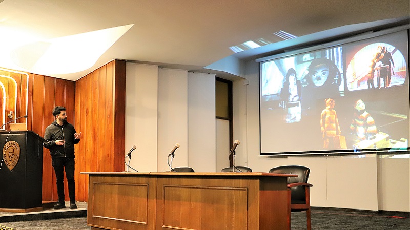 Foto 4 de 5: Director de aclamado cortometraje “Bestia” dictó Clase Magistral en la U. Gabriela Mistral