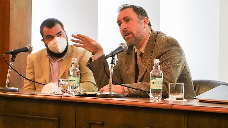 Foto 6 de 8: Segunda Jornada "Conociendo la propuesta de nueva Constitución" en UGM analizó principios y derechos constitucionales
