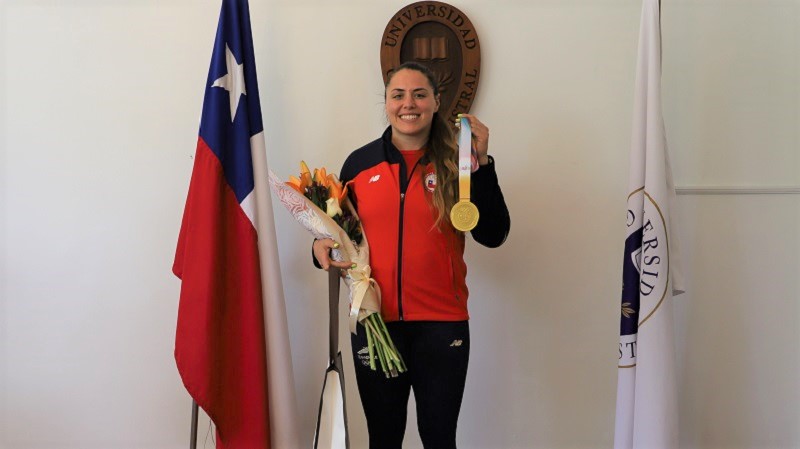 Foto 7 de 8: Natalia Duco, atleta nacional y estudiante UGM, ganó medalla de oro en Juegos Odesur 2022