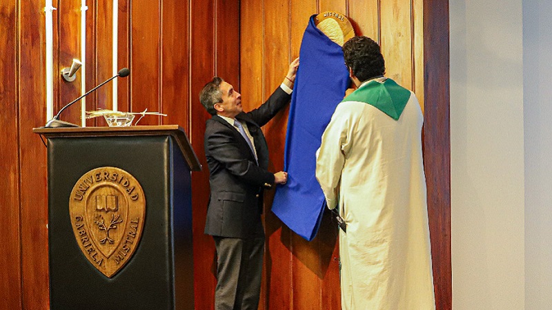 Foto 9 de 11: Misa de aniversario y ceremonia de renombramiento del Auditorio congregaron a comunidad UGM