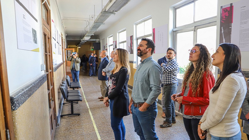 Foto 11 de 15: Universidad Gabriela Mistral inauguró “Exposición 130 Años de Gabriela Mistral”