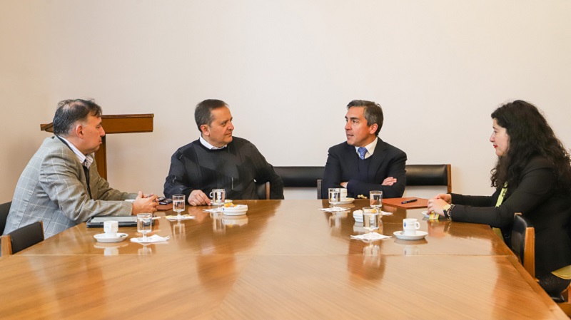 Foto 4 de 4: Universidad Gabriela Mistral firmó convenio de colaboración con Proptech Chile