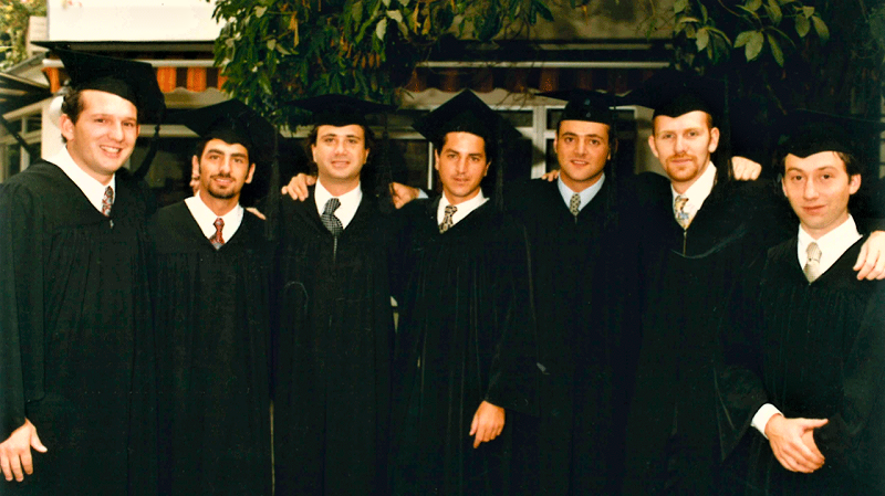 Foto 5 de 6: UGM estrenó nueva cuenta de Instagram con fotos del recuerdo