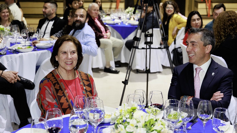 Foto 50 de 66: Galería fotográfica: Cuenta del Rector 2022 y Cena Aniversario UGM 41 Años