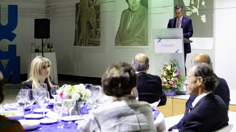 Foto 40 de 66: Galería fotográfica: Cuenta del Rector 2022 y Cena Aniversario UGM 41 Años