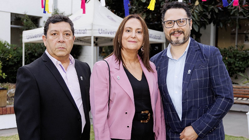 Foto 24 de 66: Galería fotográfica: Cuenta del Rector 2022 y Cena Aniversario UGM 41 Años