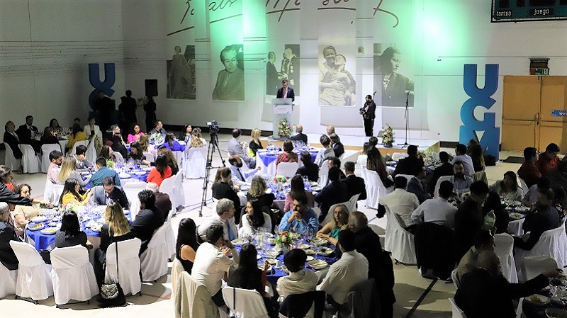 Foto 6 de 12: Rector Sergio Mena realizó la Cuenta del período 2021-2022