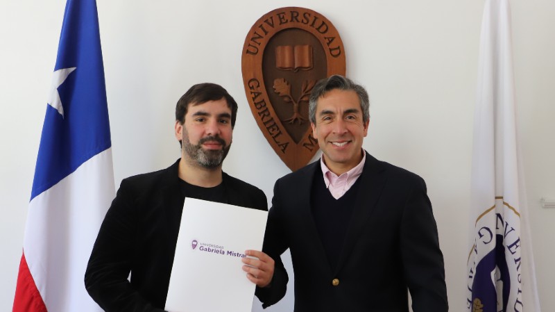 Foto 2 de 6: Académicos UGM fueron becados para cursar Diplomado en Vinculación con el Medio