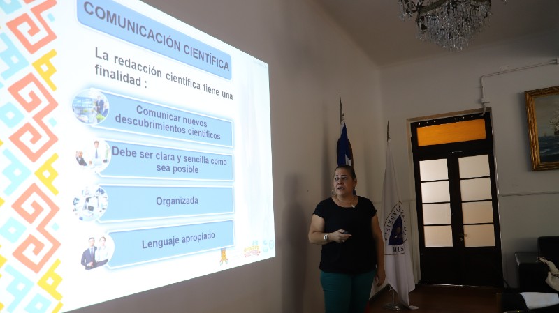Foto 8 de 9: UGM recibió a delegación de U. de La Guajira de Colombia para fomentar la colaboración institucional
