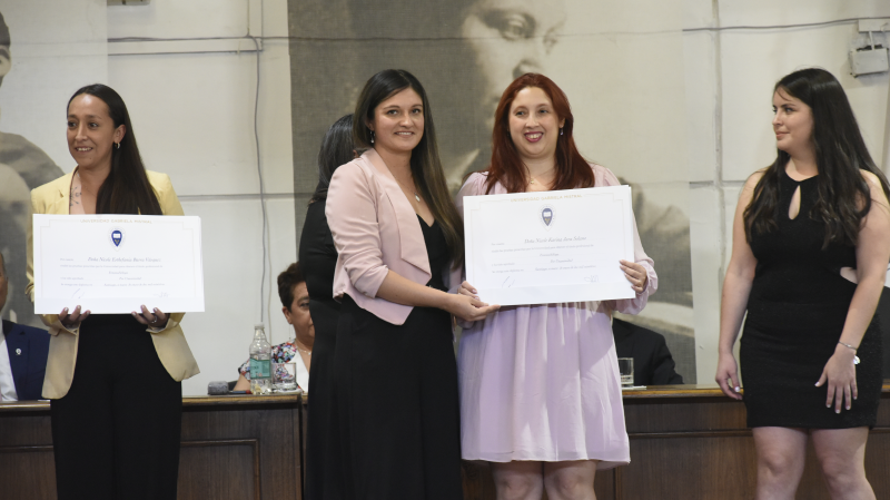 Foto 13 de 71: Galería fotográfica (Primera Parte): Ceremonias de Titulación UGM Año Académico 2022 Escuela de Ciencias de la Salud UGM