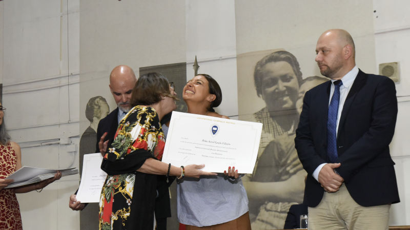 Foto 15 de 72: Galería fotográfica (Primera Parte): Ceremonias de Titulación UGM Año Académico 2022 Ingenierías, Diseño, Psicología, Educación y Magíster UGM