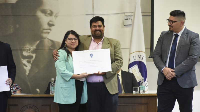 Foto 19 de 71: Galería fotográfica (Primera Parte): Ceremonias de Titulación UGM Año Académico 2022 Escuela de Ciencias de la Salud UGM