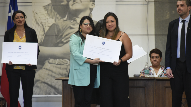 Foto 30 de 71: Galería fotográfica (Primera Parte): Ceremonias de Titulación UGM Año Académico 2022 Escuela de Ciencias de la Salud UGM