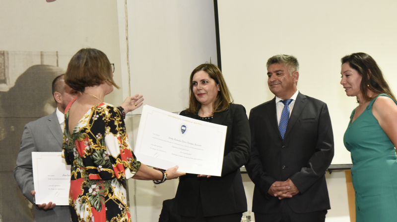 Foto 29 de 72: Galería fotográfica (Primera Parte): Ceremonias de Titulación UGM Año Académico 2022 Ingenierías, Diseño, Psicología, Educación y Magíster UGM
