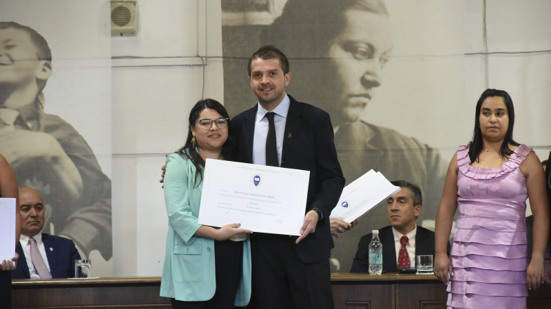 Foto 31 de 71: Galería fotográfica (Primera Parte): Ceremonias de Titulación UGM Año Académico 2022 Escuela de Ciencias de la Salud UGM