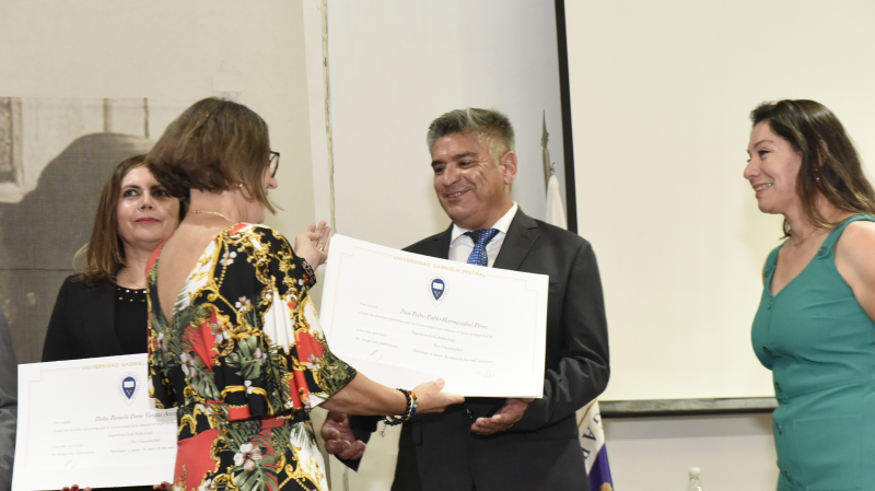 Foto 30 de 72: Galería fotográfica (Primera Parte): Ceremonias de Titulación UGM Año Académico 2022 Ingenierías, Diseño, Psicología, Educación y Magíster UGM
