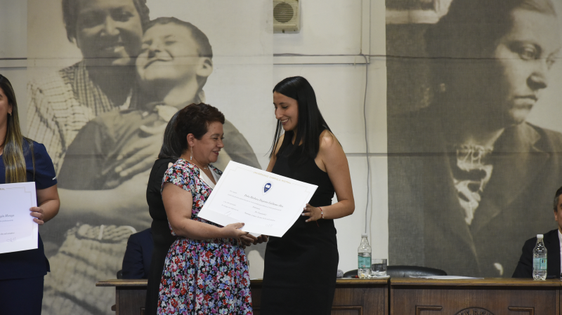 Foto 41 de 71: Galería fotográfica (Primera Parte): Ceremonias de Titulación UGM Año Académico 2022 Escuela de Ciencias de la Salud UGM