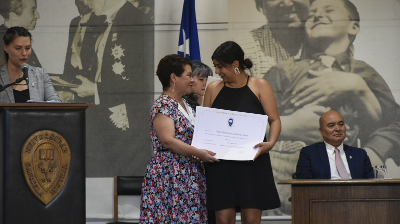 Foto 45 de 71: Galería fotográfica (Primera Parte): Ceremonias de Titulación UGM Año Académico 2022 Escuela de Ciencias de la Salud UGM