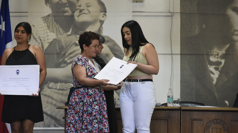 Foto 46 de 71: Galería fotográfica (Primera Parte): Ceremonias de Titulación UGM Año Académico 2022 Escuela de Ciencias de la Salud UGM