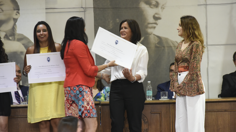 Foto 47 de 72: Galería fotográfica (Primera Parte): Ceremonias de Titulación UGM Año Académico 2022 Ingenierías, Diseño, Psicología, Educación y Magíster UGM