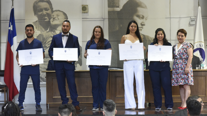 Foto 58 de 71: Galería fotográfica (Primera Parte): Ceremonias de Titulación UGM Año Académico 2022 Escuela de Ciencias de la Salud UGM