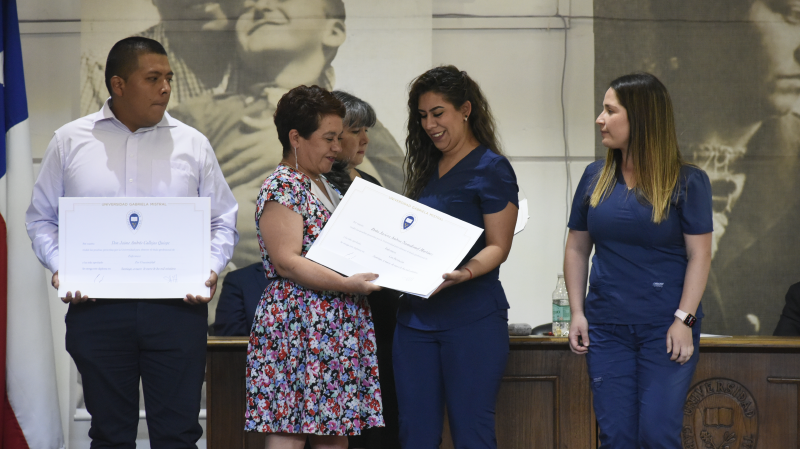 Foto 61 de 71: Galería fotográfica (Primera Parte): Ceremonias de Titulación UGM Año Académico 2022 Escuela de Ciencias de la Salud UGM