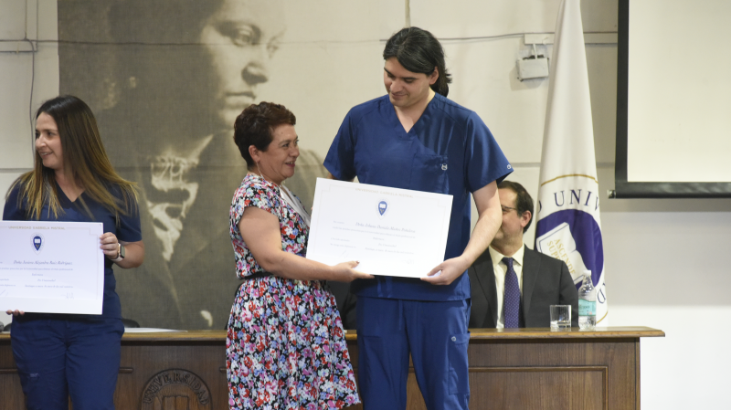 Foto 63 de 71: Galería fotográfica (Primera Parte): Ceremonias de Titulación UGM Año Académico 2022 Escuela de Ciencias de la Salud UGM