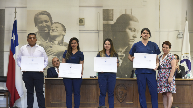 Foto 64 de 71: Galería fotográfica (Primera Parte): Ceremonias de Titulación UGM Año Académico 2022 Escuela de Ciencias de la Salud UGM