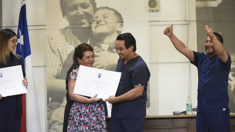 Foto 66 de 71: Galería fotográfica (Primera Parte): Ceremonias de Titulación UGM Año Académico 2022 Escuela de Ciencias de la Salud UGM