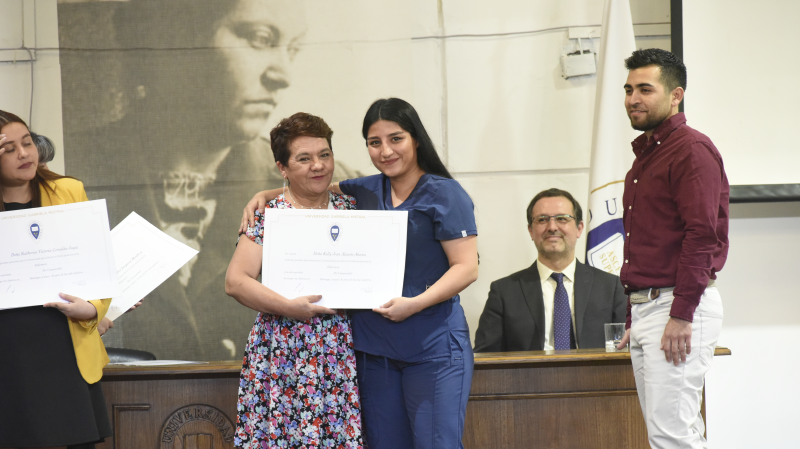 Foto 4 de 69: Galería fotográfica (Segunda parte): Ceremonias de Titulación UGM Año Académico 2022 Escuela de Ciencias de la Salud UGM