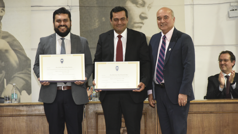 Foto 2 de 37: Galería fotográfica (Segunda Parte): Ceremonias de Titulación UGM Año Académico 2022 Ingenierías, Diseño, Psicología, Educación y Magíster UGM