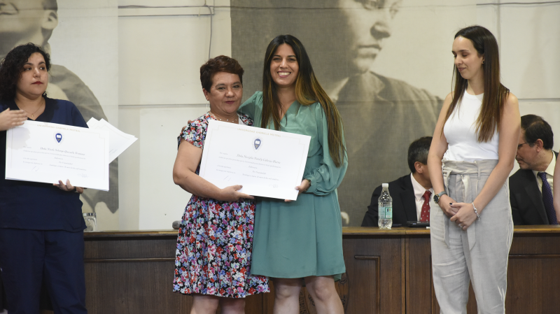 Foto 13 de 69: Galería fotográfica (Segunda parte): Ceremonias de Titulación UGM Año Académico 2022 Escuela de Ciencias de la Salud UGM