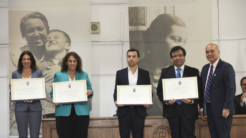 Foto 5 de 37: Galería fotográfica (Segunda Parte): Ceremonias de Titulación UGM Año Académico 2022 Ingenierías, Diseño, Psicología, Educación y Magíster UGM