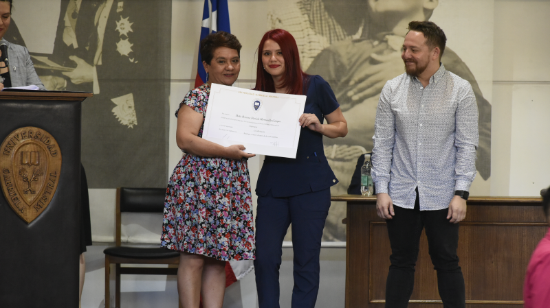 Foto 24 de 69: Galería fotográfica (Segunda parte): Ceremonias de Titulación UGM Año Académico 2022 Escuela de Ciencias de la Salud UGM