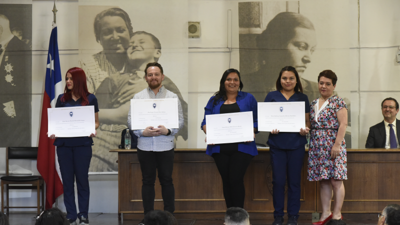 Foto 28 de 69: Galería fotográfica (Segunda parte): Ceremonias de Titulación UGM Año Académico 2022 Escuela de Ciencias de la Salud UGM
