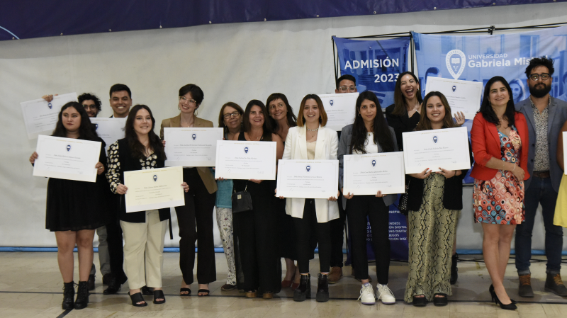 Foto 19 de 37: Galería fotográfica (Segunda Parte): Ceremonias de Titulación UGM Año Académico 2022 Ingenierías, Diseño, Psicología, Educación y Magíster UGM