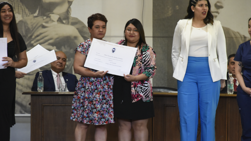 Foto 36 de 69: Galería fotográfica (Segunda parte): Ceremonias de Titulación UGM Año Académico 2022 Escuela de Ciencias de la Salud UGM