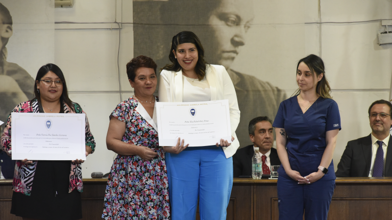 Foto 37 de 69: Galería fotográfica (Segunda parte): Ceremonias de Titulación UGM Año Académico 2022 Escuela de Ciencias de la Salud UGM