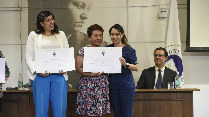 Foto 38 de 69: Galería fotográfica (Segunda parte): Ceremonias de Titulación UGM Año Académico 2022 Escuela de Ciencias de la Salud UGM