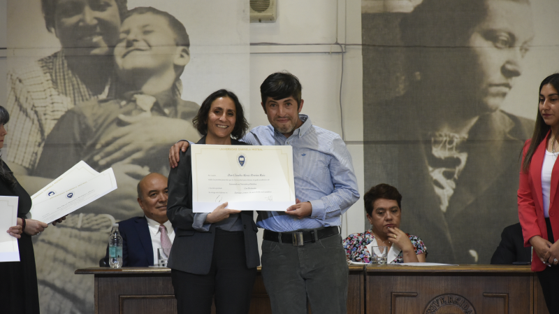 Foto 43 de 69: Galería fotográfica (Segunda parte): Ceremonias de Titulación UGM Año Académico 2022 Escuela de Ciencias de la Salud UGM