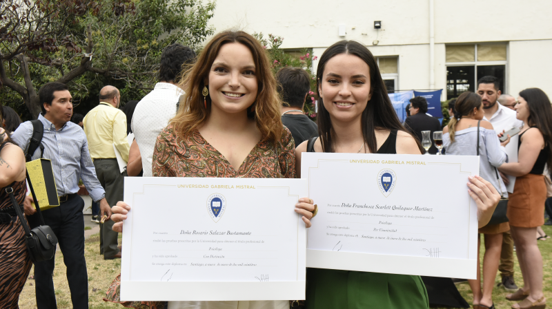 Foto 26 de 37: Galería fotográfica (Segunda Parte): Ceremonias de Titulación UGM Año Académico 2022 Ingenierías, Diseño, Psicología, Educación y Magíster UGM
