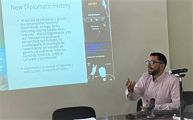 Imagen de la noticia: Director de Licenciatura en Historia UGM participó en VII Jornadas de Historia de las Relaciones Internacionales