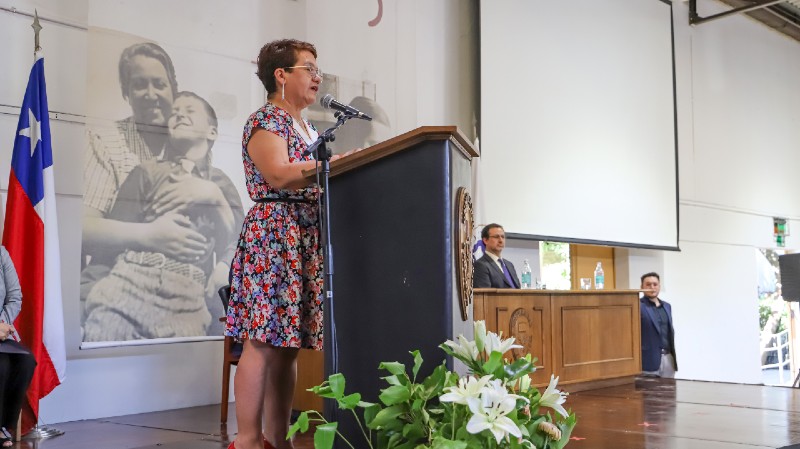 Foto 22 de 28: Universidad Gabriela Mistral realizó ceremonias de titulación para sus egresados y titulados 2022