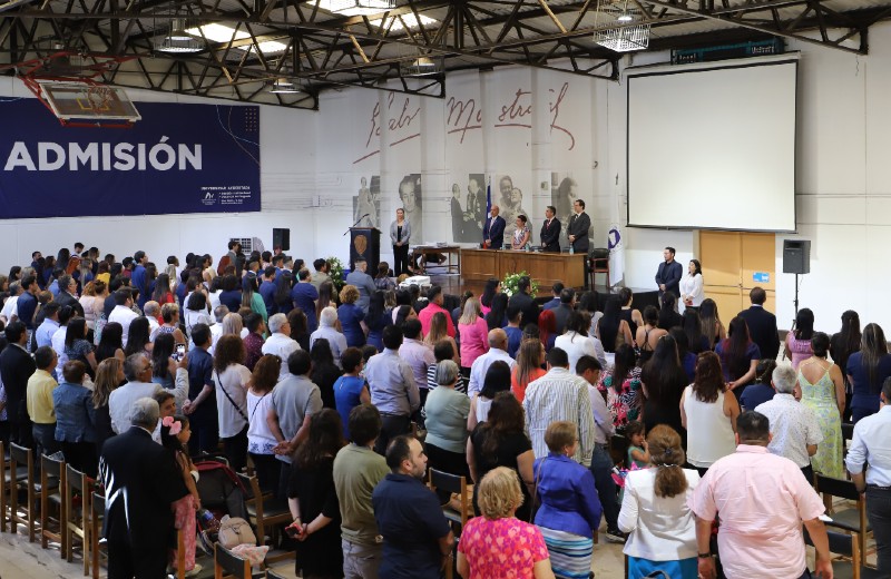 Imagen de la noticia: Universidad Gabriela Mistral realizó ceremonias de titulación para sus egresados y titulados 2022