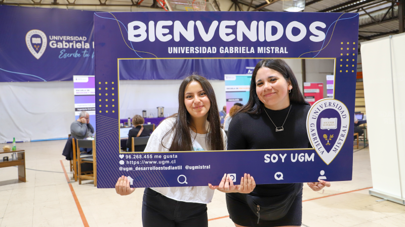 Foto 1 de 14: Universidad Gabriela Mistral dio la bienvenida a nuevos mistralinos en exitoso proceso de Admisión 2023