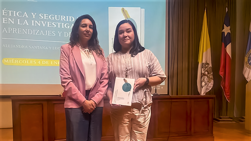 Foto 4 de 6: Profesora de Derecho UGM Javiera Farías fue destacada por aporte investigativo interuniversitario en libro de Ediciones UC