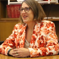Imagen de la noticia: Universidad Gabriela Mistral firmó convenio de colaboración con la EUDE Business School para impulsar programas de postgrados